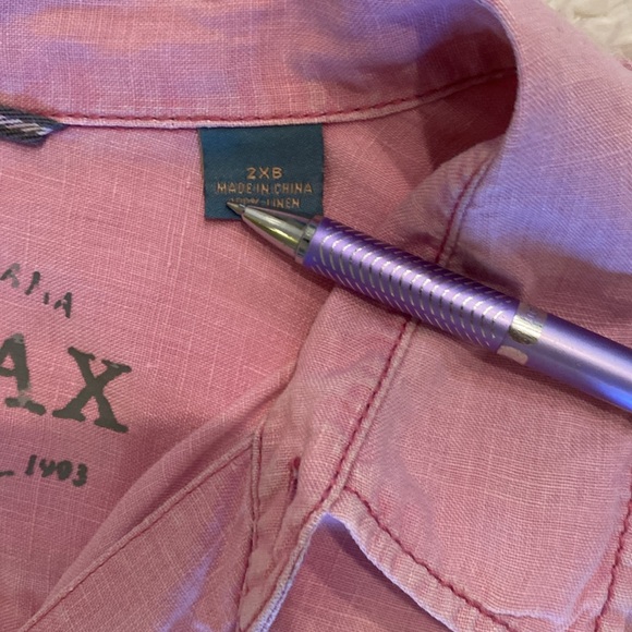 Tommy Bahama linen shirt - Picture 2 of 6